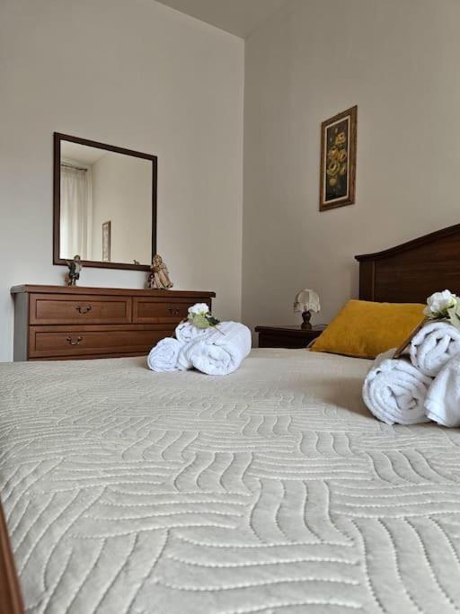דירות אלבה La Casa Di Nonna Gina מראה חיצוני תמונה